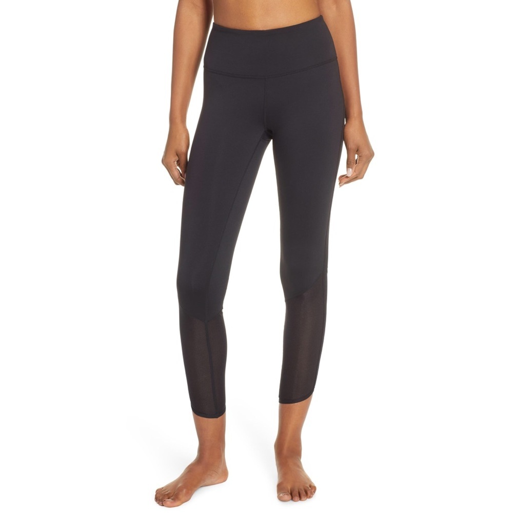 Zella MESH INSET CROP LEGGINGS 💖🛍